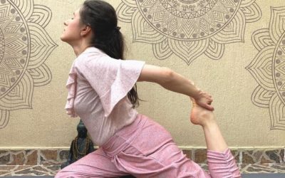 ¿Cómo vestirse para una clase de yoga?