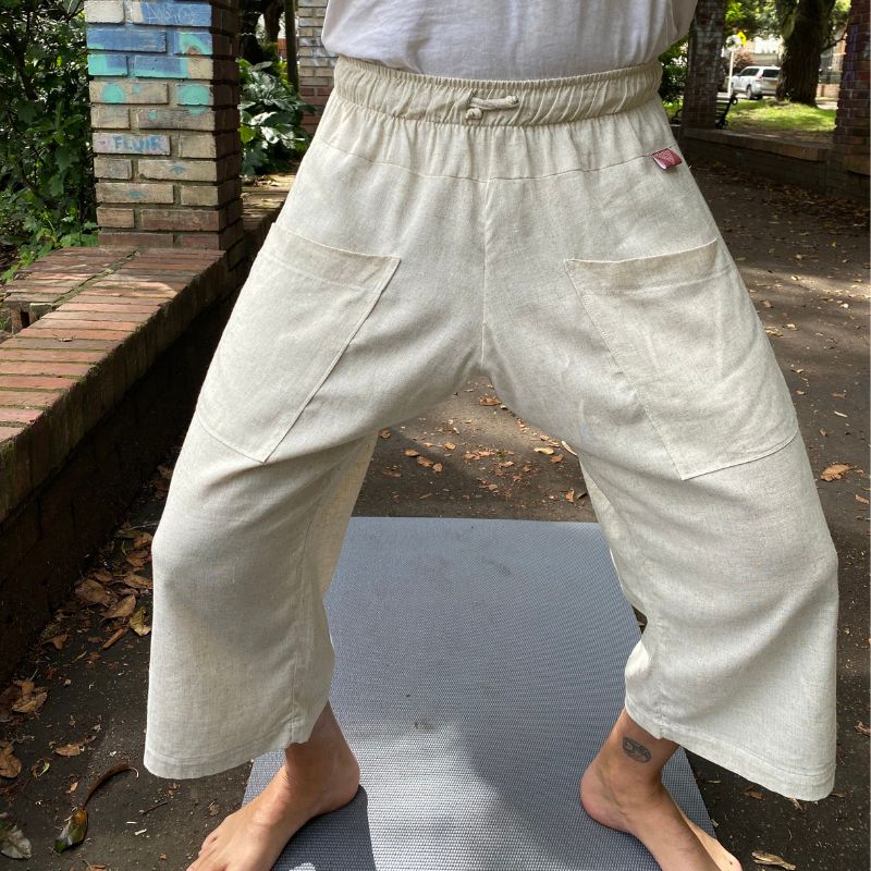 Ropa de yoga blanca para yogi - Pantalones de yoga para hombre | Achamana -  Achamana